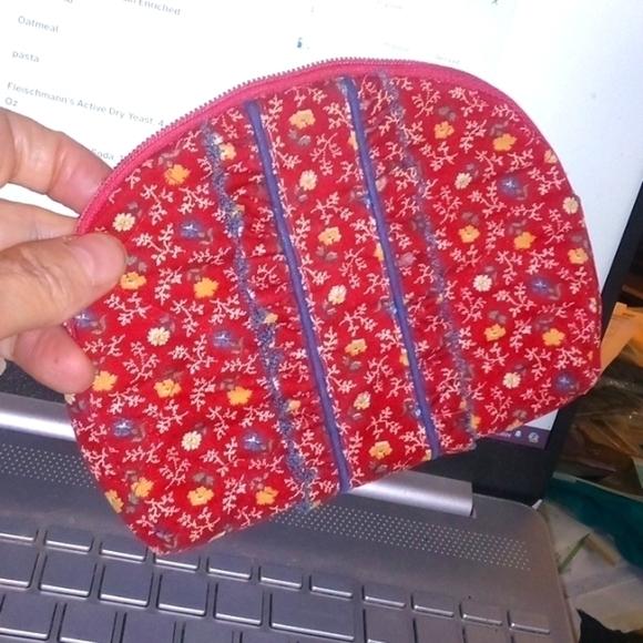 Celebrity Small Red & Blue Cloth Coin/Cosmetic Purse - Picture 1 of 8